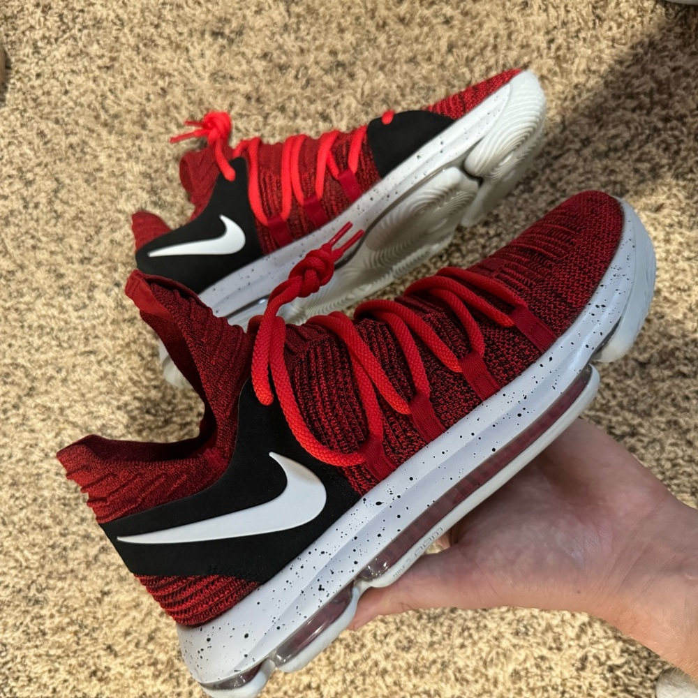 Nike KD 10 University Red men’s size 12 lightly worn